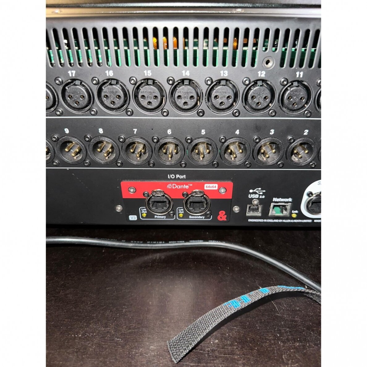 Allen&Heath SQ7 + flightcase 3