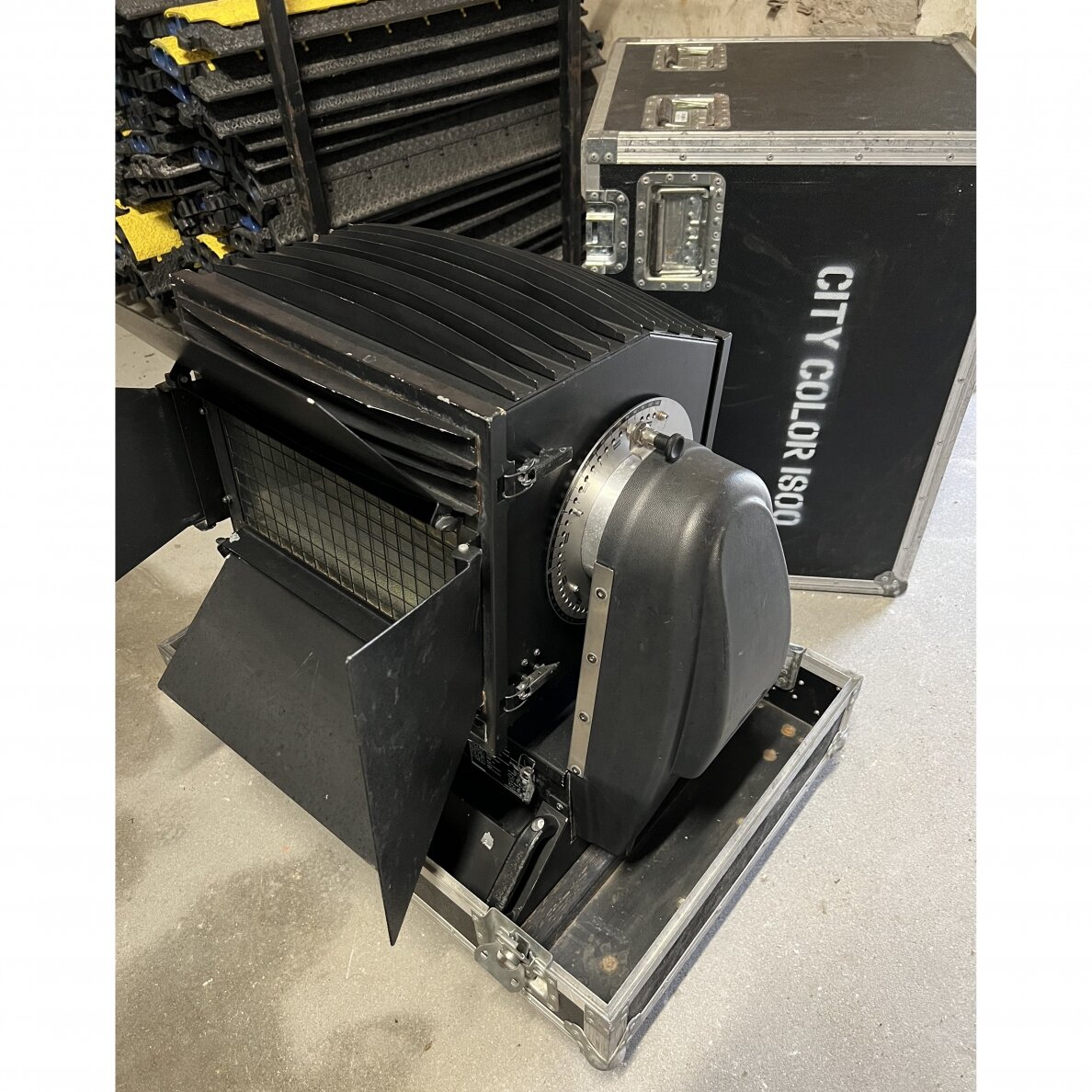 STUDIO DUE CITY COLOR 1800 (C14)  (set of 5 units)  with flightcases 4