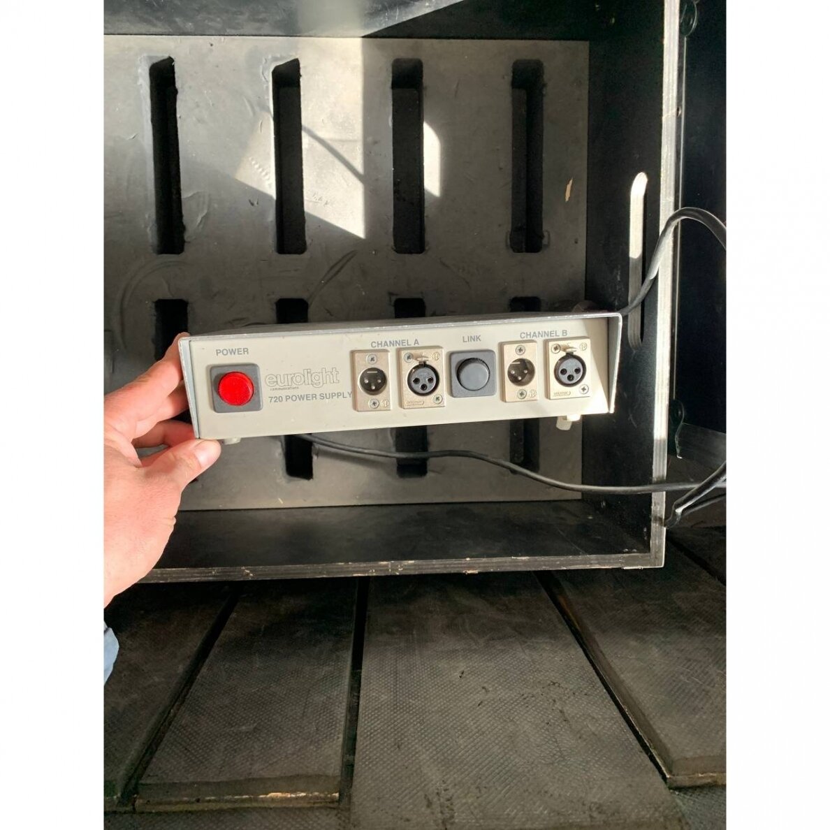 Wired intercom system 7